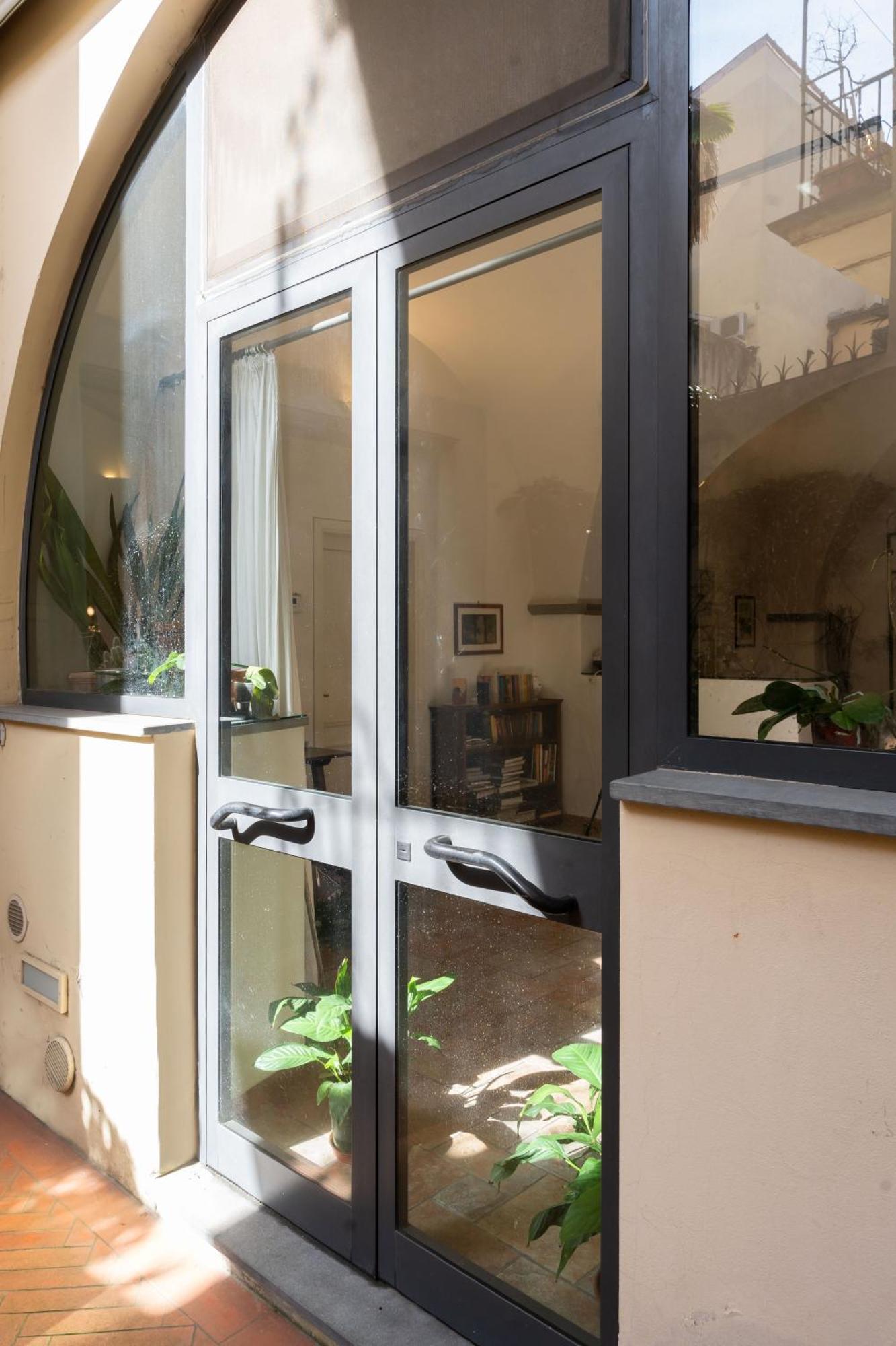 Characteristic Apartment In The Center Of フィレンツェ エクステリア 写真
